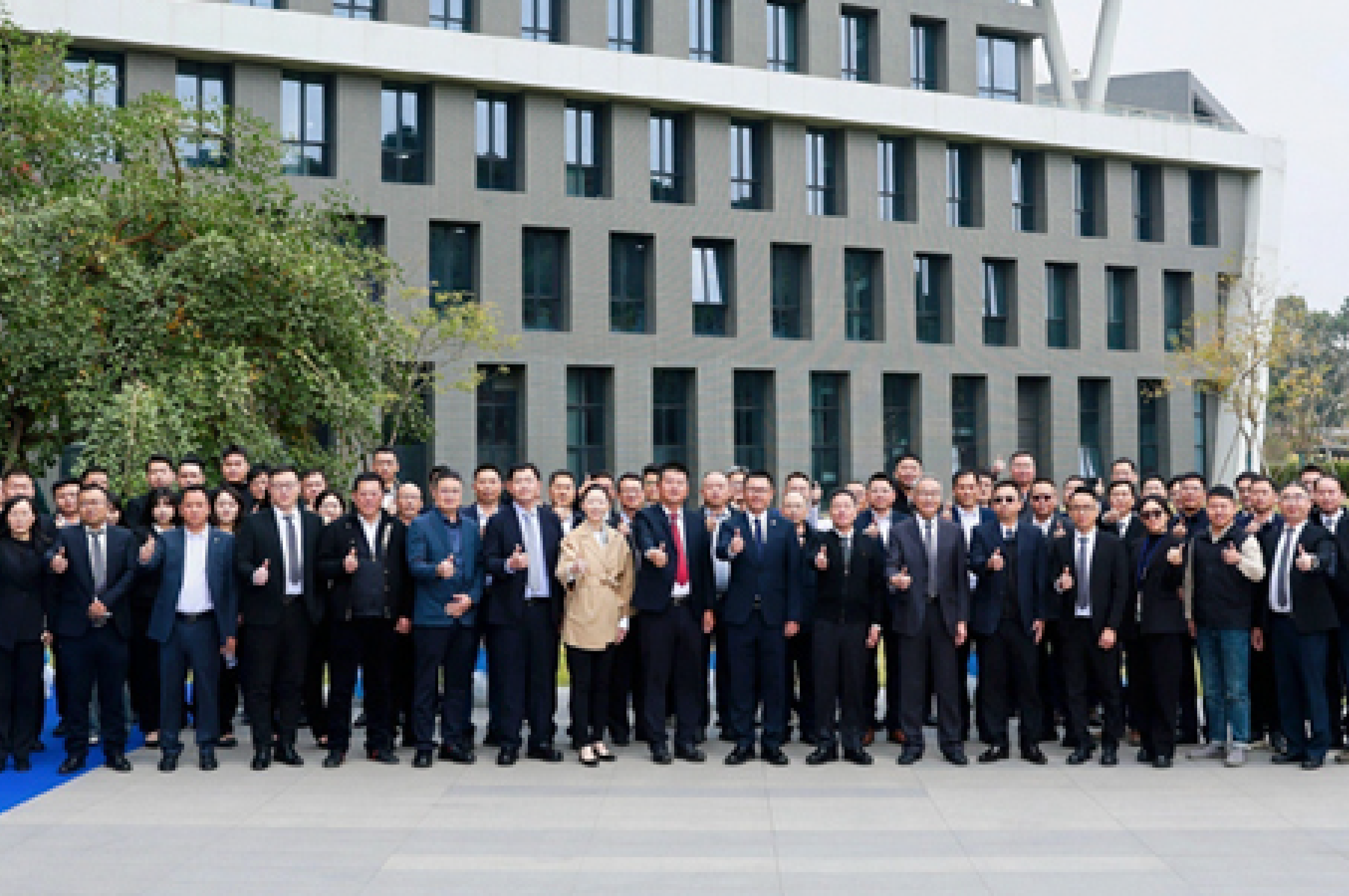 【信易集團】凝心聚力，共創新程｜2025年全國分公司營銷年會